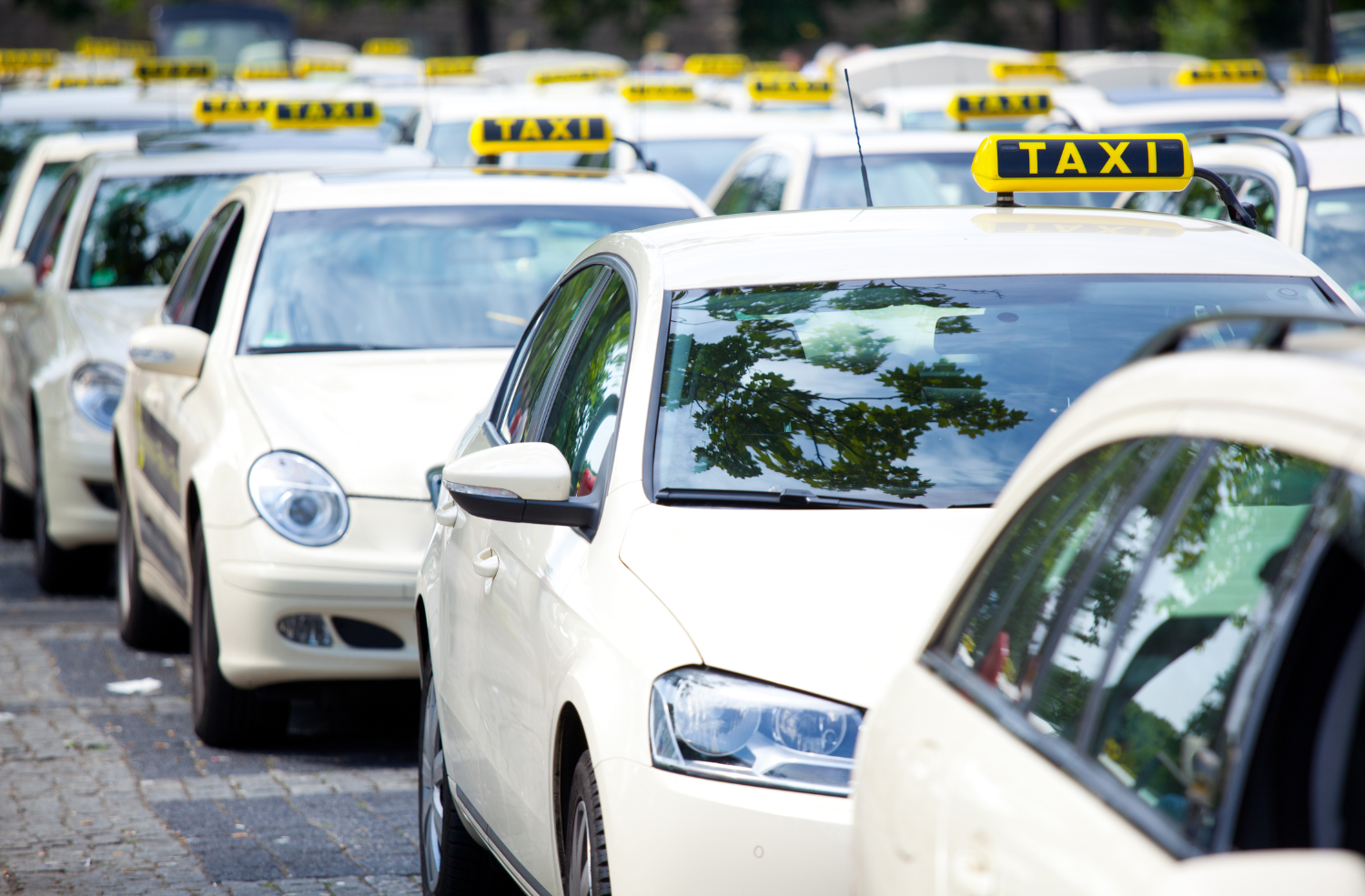 WeRide and Uber’s Autonomous Taxis are ready to Hit Abu Dhabi - Social ...