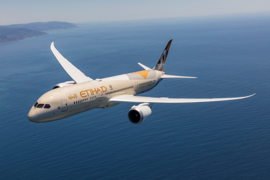 UAE airlines ranking 2025 showing Etihad and Emirates among top global carriers