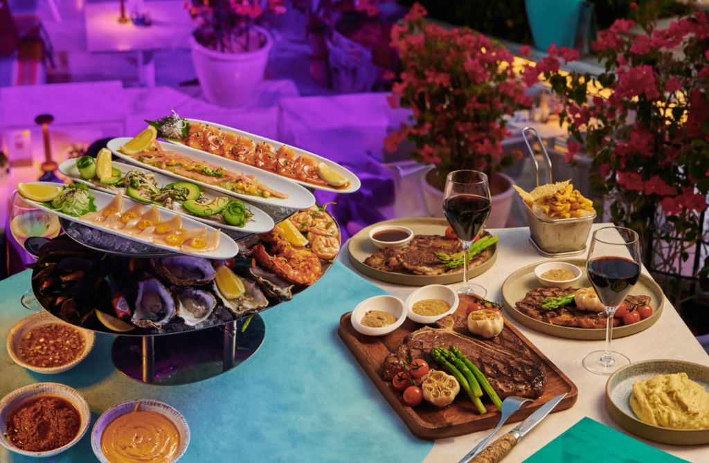 Praia Weekend Brunches