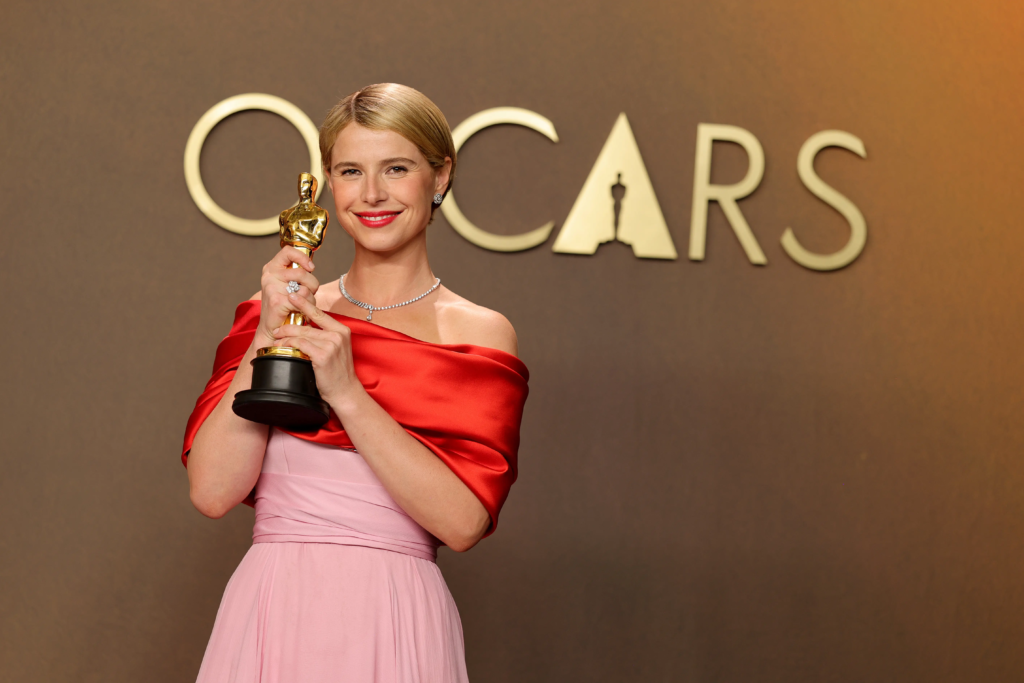 Jessie Buckley Oscars