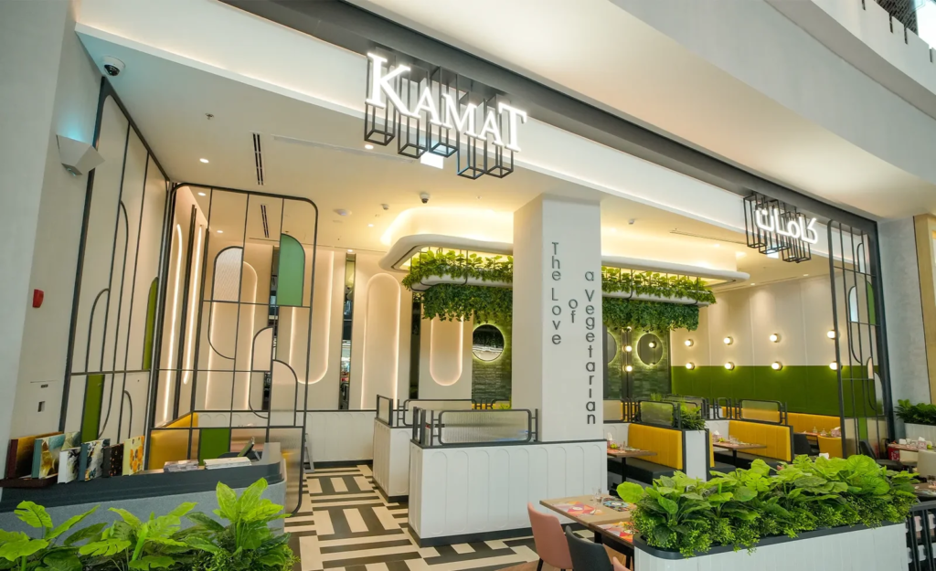 Kamat in Dubai