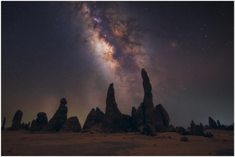 Lyrid Meteor Shower Lights Up