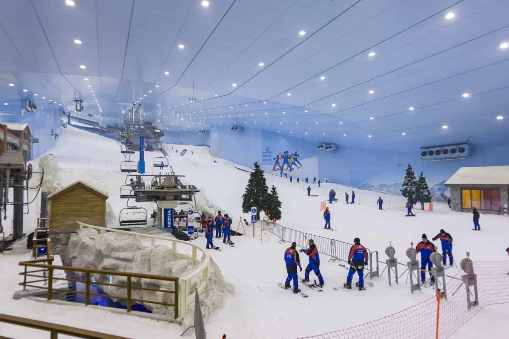 Ski Dubai — Snowfall