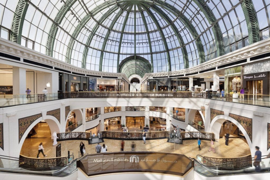 Entertainment Spots & 18 Eateries